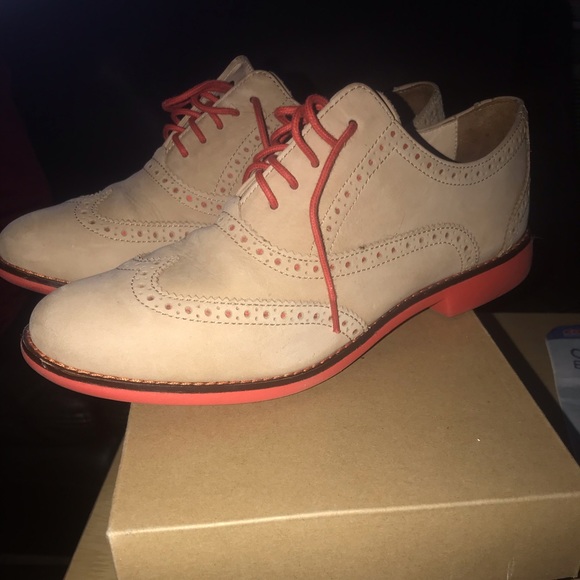 Cole Haan. - Picture 4 of 6